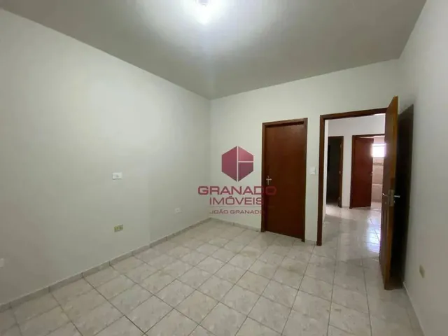 Imagem 7: Sobrado com 3 Dormitórios para Alugar, 188 M² por R$ 2.800,00/Mês - Jardim Iguaçu