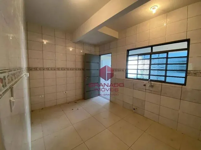 Imagem 14: Sobrado com 3 Dormitórios para Alugar, 188 M² por R$ 2.800,00/Mês - Jardim Iguaçu