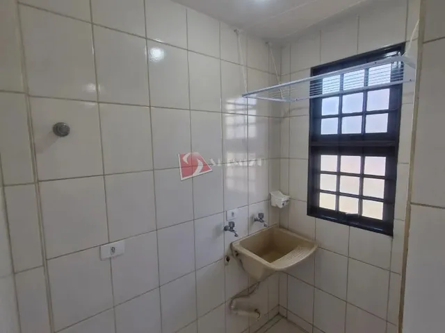 Imagem 3: Apartamento para Alugar em Maringá, Zona 07, com 2 Quartos, com 50 M², Milani