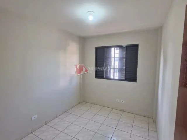 Imagem 13: Apartamento para Alugar em Maringá, Zona 07, com 2 Quartos, com 50 M², Milani