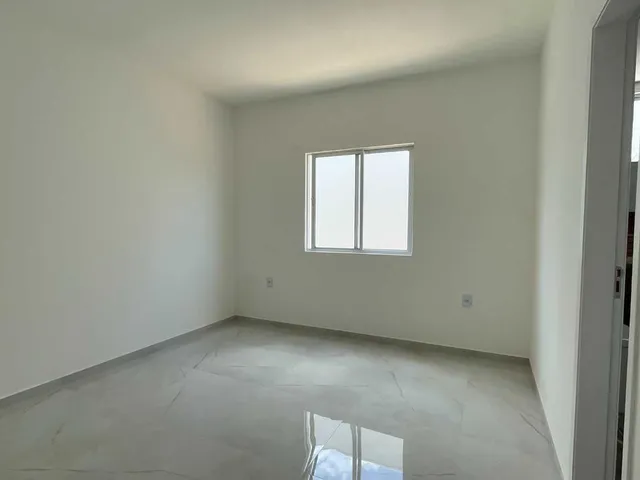 Imagem 12: Casa Duplex / Sobrado Nova com Amplo Terreno em Rua Sem Saída no Centro do Eusébio, 04