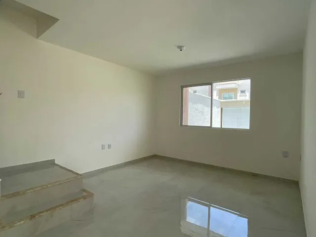 Imagem 16: Casa Duplex / Sobrado Nova com Amplo Terreno em Rua Sem Saída no Centro do Eusébio, 04