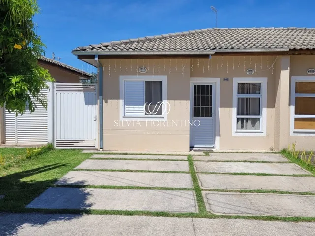 Imagem: A casa possui 2 Dormitórios, 2 Banheiros, 2 Vagas na