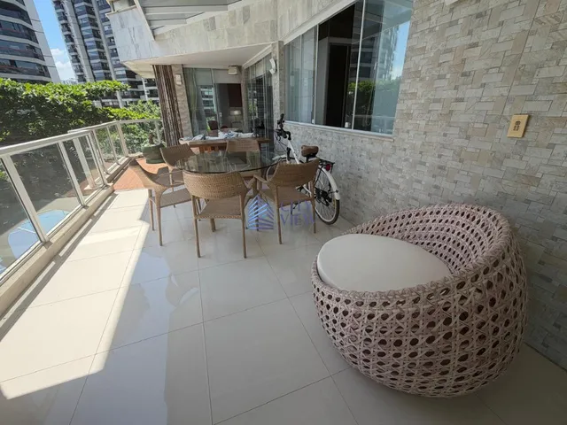 Imagem 10: VENDEMOS EXCELENTE APARTAMENTO TOTALMENTE REFORMADO - PORTEIRA FECHADA COM 3 QUARTOS NO