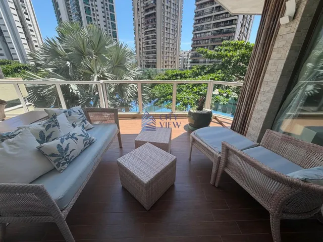 Imagem 8: VENDEMOS EXCELENTE APARTAMENTO TOTALMENTE REFORMADO - PORTEIRA FECHADA COM 3 QUARTOS NO