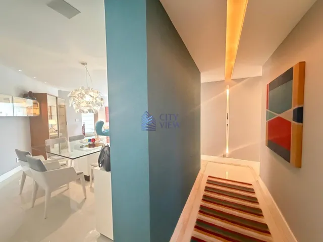 Imagem 7: VENDEMOS EXCELENTE APARTAMENTO TOTALMENTE REFORMADO - PORTEIRA FECHADA COM 3 QUARTOS NO