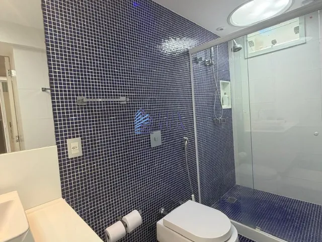 Imagem 2: VENDEMOS EXCELENTE APARTAMENTO TOTALMENTE REFORMADO - PORTEIRA FECHADA COM 3 QUARTOS NO