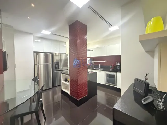 Imagem 12: VENDEMOS EXCELENTE APARTAMENTO TOTALMENTE REFORMADO - PORTEIRA FECHADA COM 3 QUARTOS NO