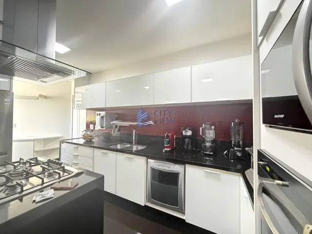 Imagem 16: VENDEMOS EXCELENTE APARTAMENTO TOTALMENTE REFORMADO - PORTEIRA FECHADA COM 3 QUARTOS NO