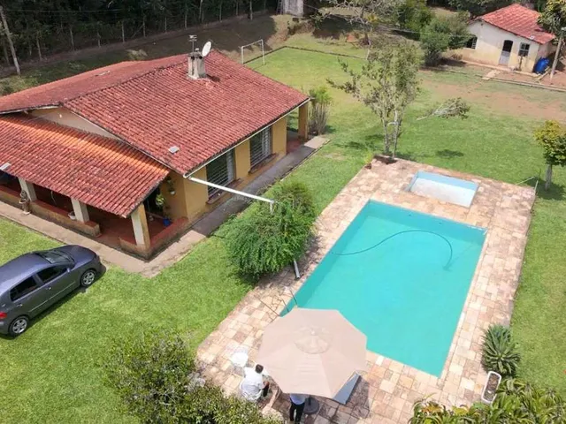 Imagem: Chácara À Venda em Itapecerica da Serra