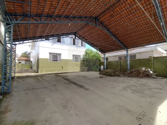 Imagem: A casa possui 8 Dormitórios, 6 Suítes, 9 Banheiros, 10