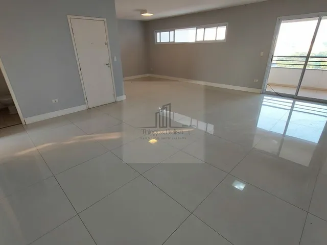 Imagem: O apartamento possui 4 Dormitórios, 2 Suítes, 3