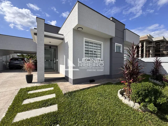 Imagem: Casa alto padrão com 3 dormitórios (1