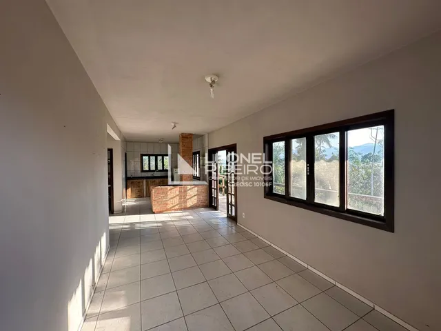 Imagem 2: Sítio com 2 dormitórios, 21.425,5m² à venda no bairro Rodeio 12 em Rodeio/SC