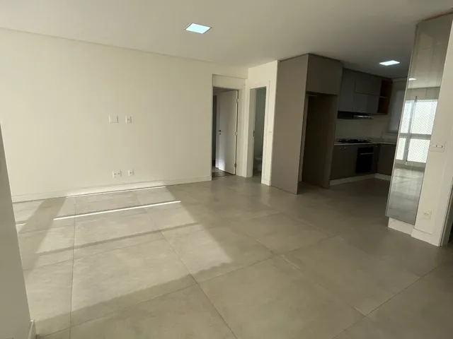 Imagem 4: Apartamento de luxo no Centro de Balneário Camboriú-SC: 3 quartos, 3 suítes, 4