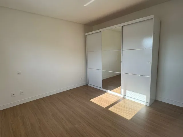 Imagem 8: Apartamento de luxo no Centro de Balneário Camboriú-SC: 3 quartos, 3 suítes, 4