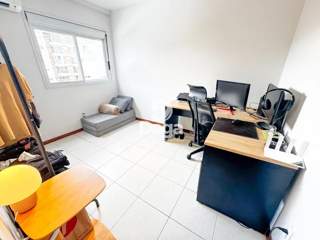 Imagem 6: Apartamento na Trindade - 2 Dormitórios, Sendo 1 Suite - Florianópolis/Sc