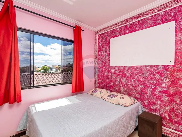 Imagem 11: Casa à venda no Bairro Santa Cândida - Curitiba/PR