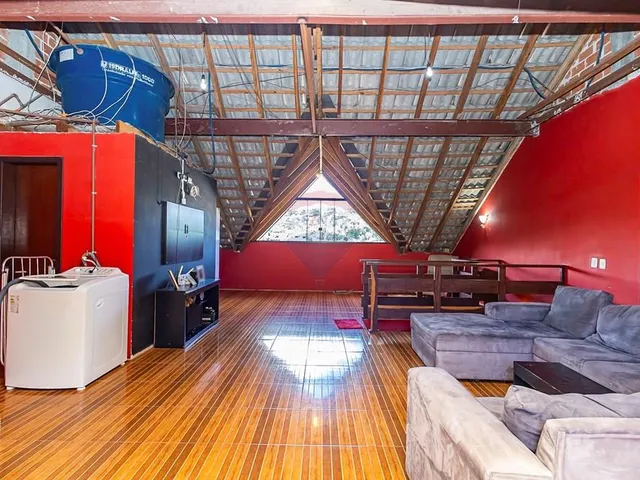 Imagem 8: Casa à venda no Bairro Santa Cândida - Curitiba/PR
