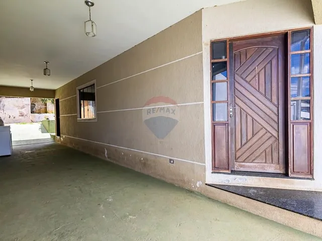 Imagem 3: Casa à venda no Bairro Santa Cândida - Curitiba/PR