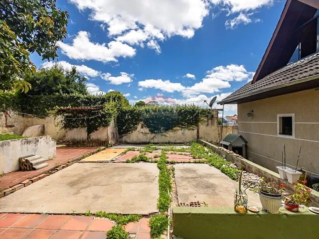Imagem 12: Casa à venda no Bairro Santa Cândida - Curitiba/PR