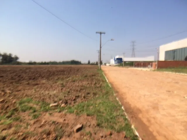 Imagem: Terreno industrial infraestruturado e pronto