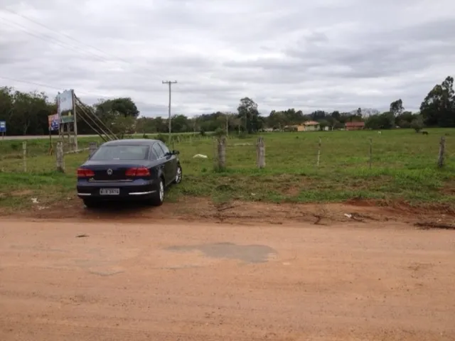 Imagem 2: Área Comercial e Logística em Guaíba, RS, ponto para transportadoras, serviços