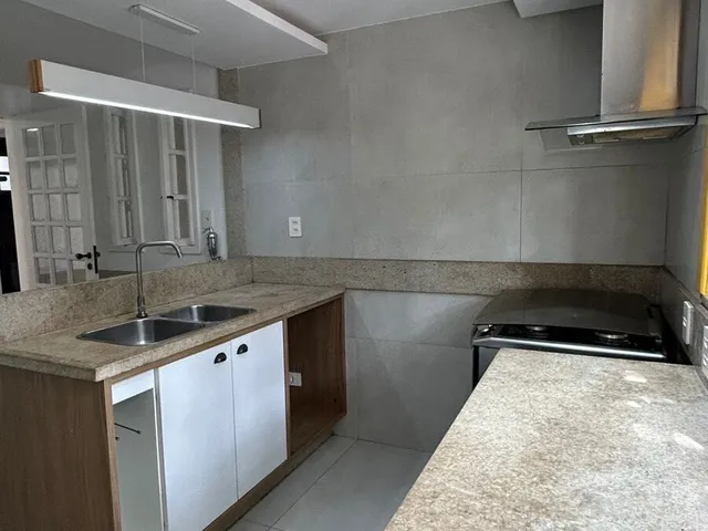 Imagem 10: Vendo Linda Casa em Condomínio em Stella Maris com 5/4, Sendo 4 Suítes , Closset