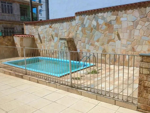 Imagem 5: Casa Ampla com Área Gourmet, Piscina e Suíte Master