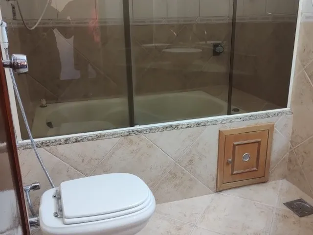 Imagem 10: Casa Ampla com Área Gourmet, Piscina e Suíte Master
