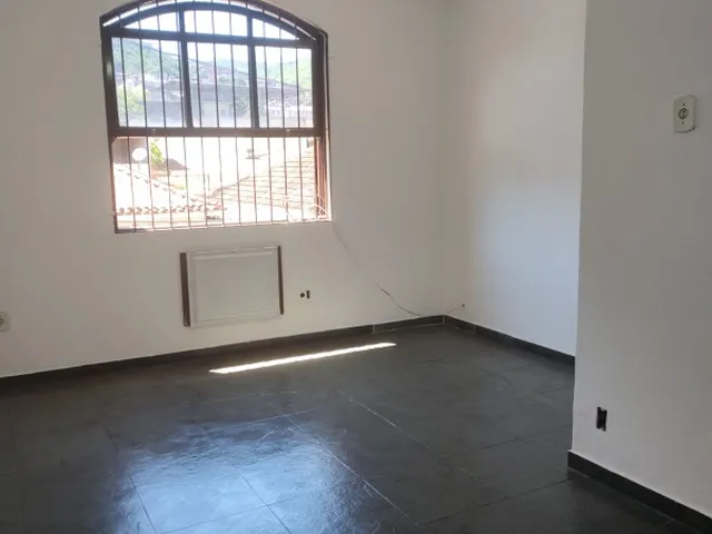 Imagem 2: Casa Ampla com Área Gourmet, Piscina e Suíte Master