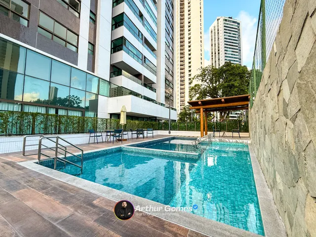 Imagem: Apartamento com 4 suítes em Apipucos