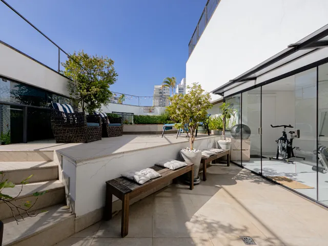 Imagem 7: Cobertura para Venda em Campo Belo com 4 Quartos, Sendo 4 Suítes, 430M²