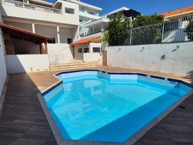 Imagem: Casa para Venda em Vila Mangalot com 4 Quartos