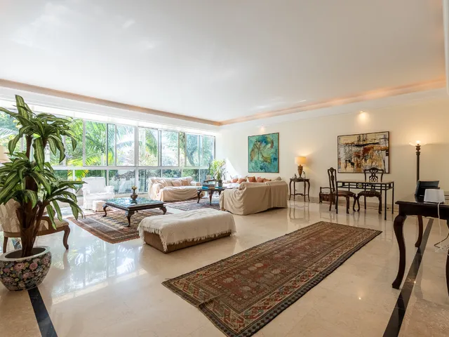 Imagem: O apartamento possui 5 Dormitórios, 5 Suítes, 6