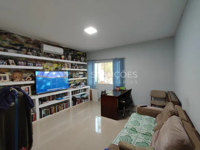Imagem: Casa Térrea 3 Quartos (2 Suítes) Garagem