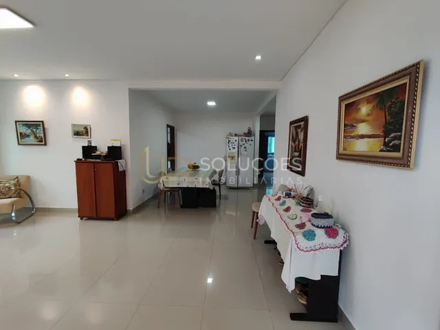 Imagem 12: Casa Térrea 3 Quartos (2 Suítes) + Garagem Coberta