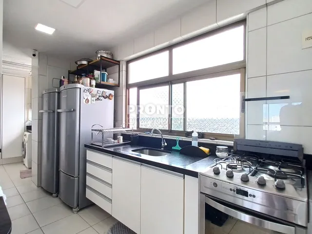 Imagem 2: Apartamento com 3 quartos em Rosarinho