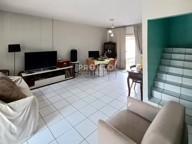 Imagem 10: Casa com 4 Quartos em Candeias