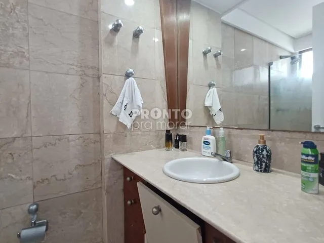 Imagem: Apartamento com 4 quartos em Piedade