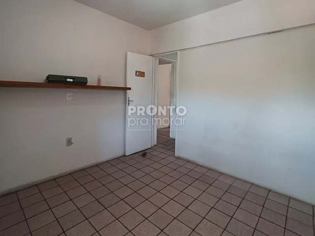 Imagem 2: Apartamento com 3 quartos em Graças