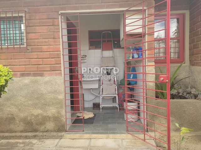 Imagem 1: Casa de Condomínio com 4 quartos em Novo Gravatá