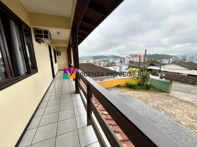 Imagem 3: Sobrado com 4 quartos, no bairro Costa e Silva, Joinville/SC