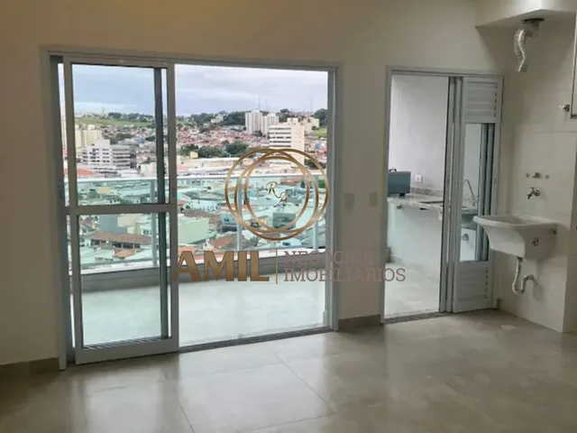 Imagem: O apartamento possui 2 Dormitórios, 1 Suíte, 2 Banheiros,