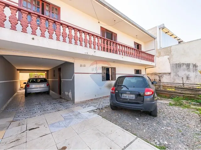Imagem 1: Sobrado com 5 quartos e Casa nos fundos, bairro Fazendinha - PR