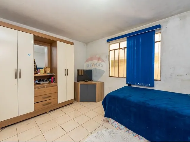 Imagem 3: Sobrado com 5 quartos e Casa nos fundos, bairro Fazendinha - PR