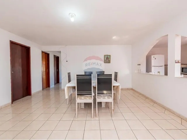 Imagem 7: Sobrado com 5 quartos e Casa nos fundos, bairro Fazendinha - PR