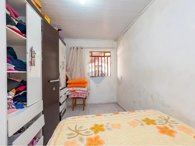 Imagem 2: Sobrado com 5 quartos e Casa nos fundos, bairro Fazendinha - PR