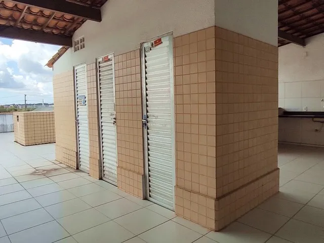 Imagem 9: Prédio de Quitinetes no Bairro Passaré - Prédio Residencial Seminovo com 15