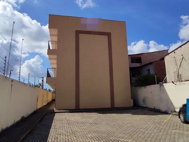 Imagem 10: Prédio de Quitinetes no Bairro Passaré - Prédio Residencial Seminovo com 15